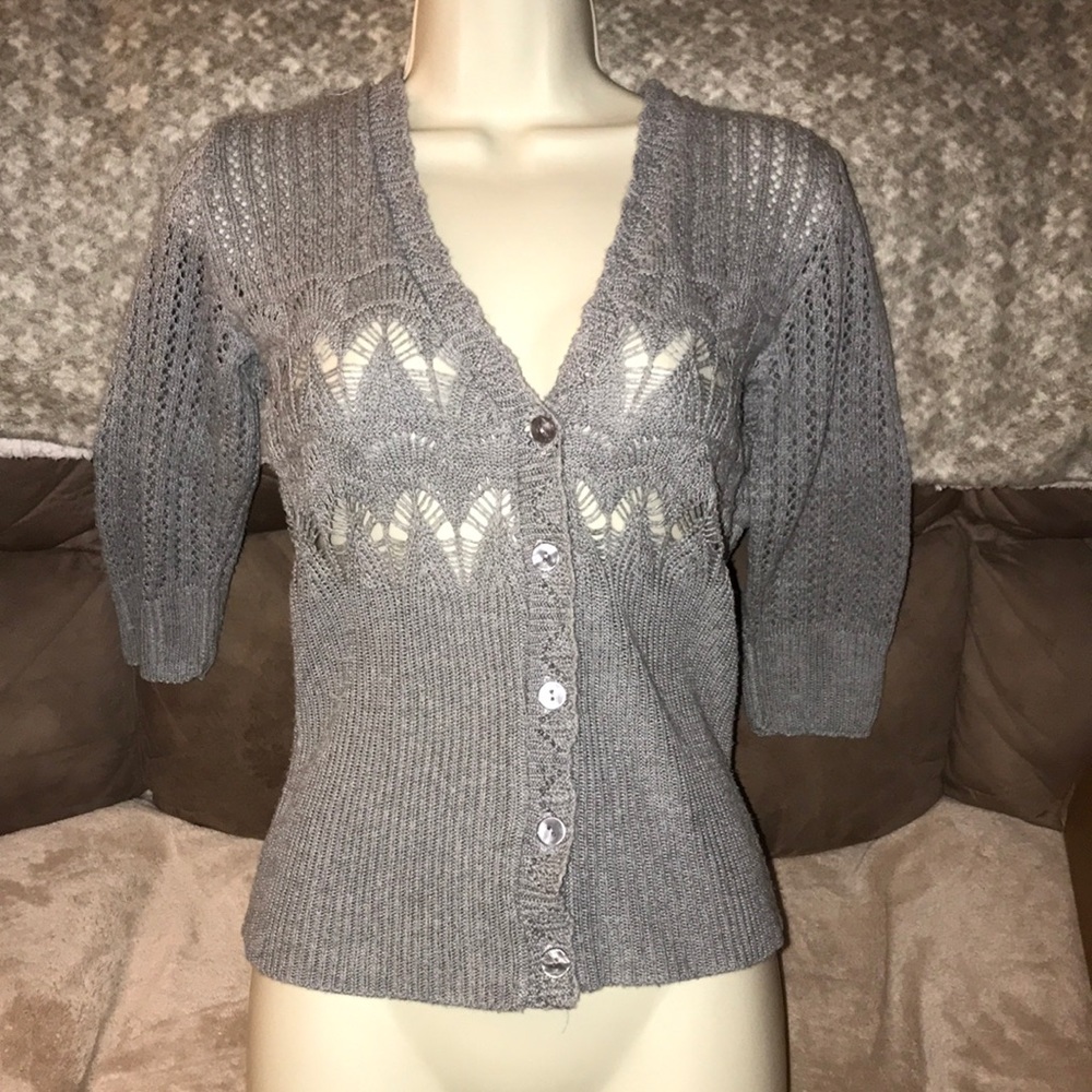 CB Design size small gray sweater